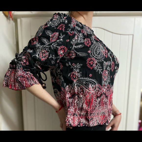 ZARA NEW Blouse Beautiful Design - Picture 4 of 11